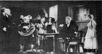 Сцена из второго акта. В центре: Трубач — В.Г. Кольцов, Егор — СВ. Лукьянов